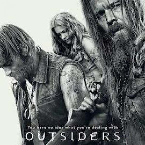 Casting Small Extras Roles on Outsiders